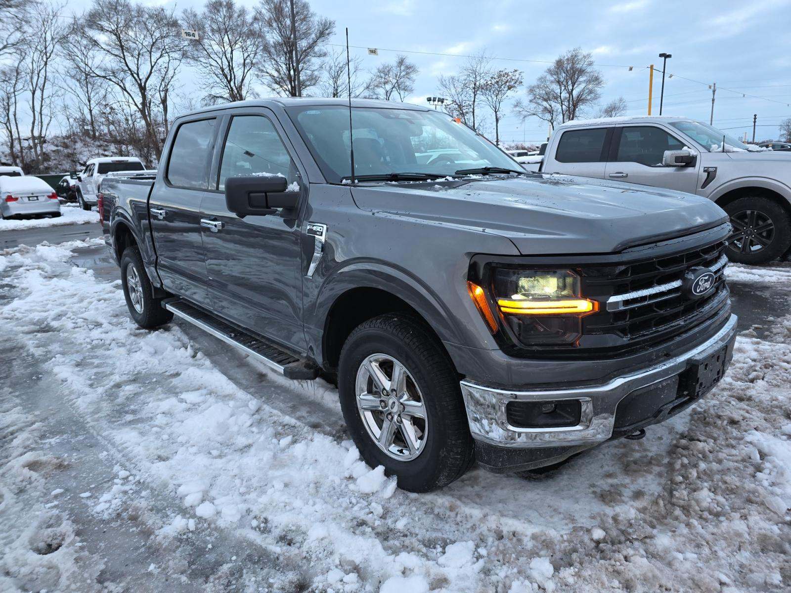 2024 Ford F-150 XLT AWD