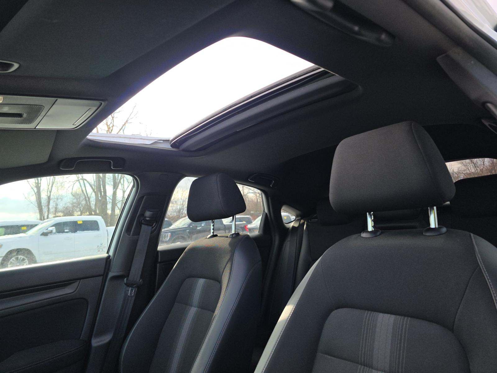 2022 Honda Civic Sport Touring FWD