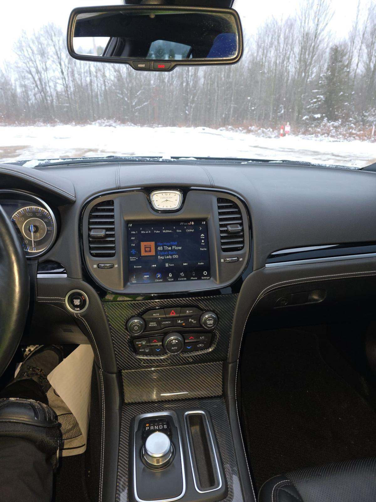 2023 Chrysler 300 C RWD