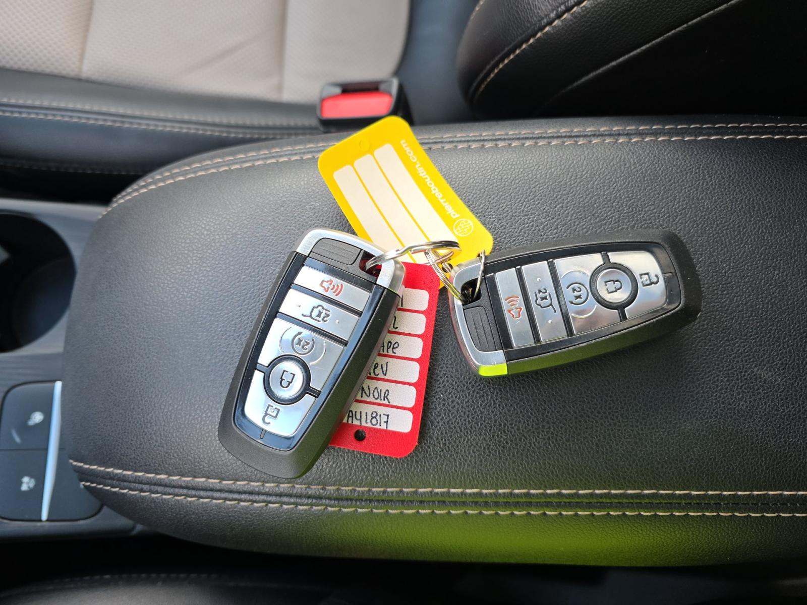 2022 Ford Escape Plug-In Hybrid Titanium FWD