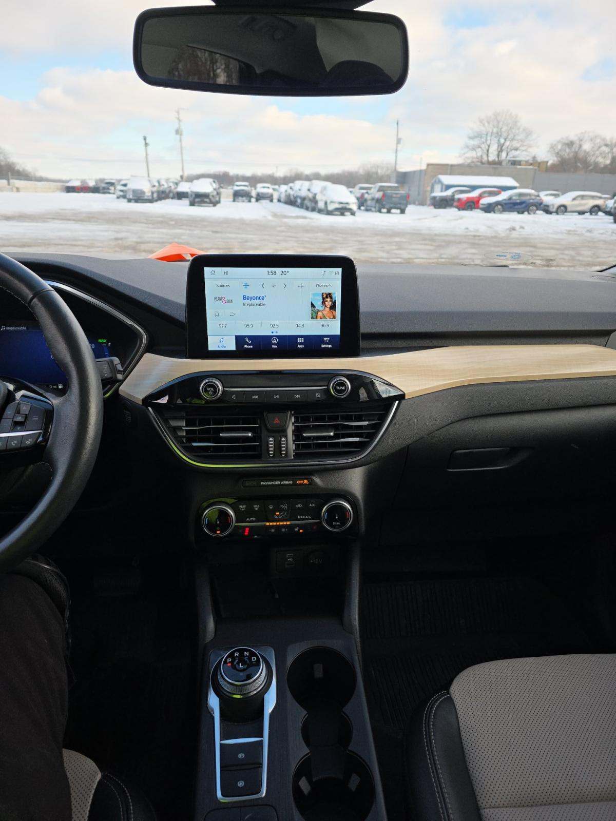 2022 Ford Escape Plug-In Hybrid Titanium FWD