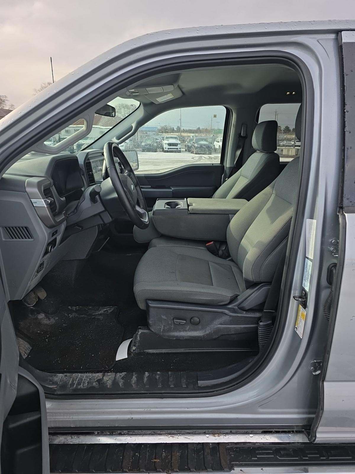 2025 Ford F-150 XLT AWD