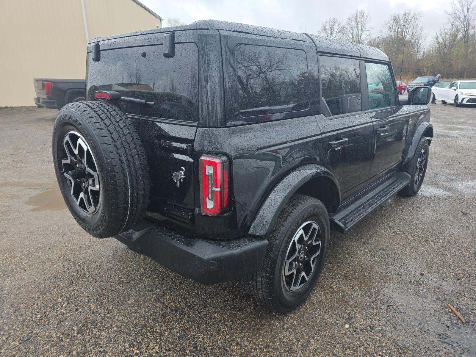 FORD BRONCO - 3