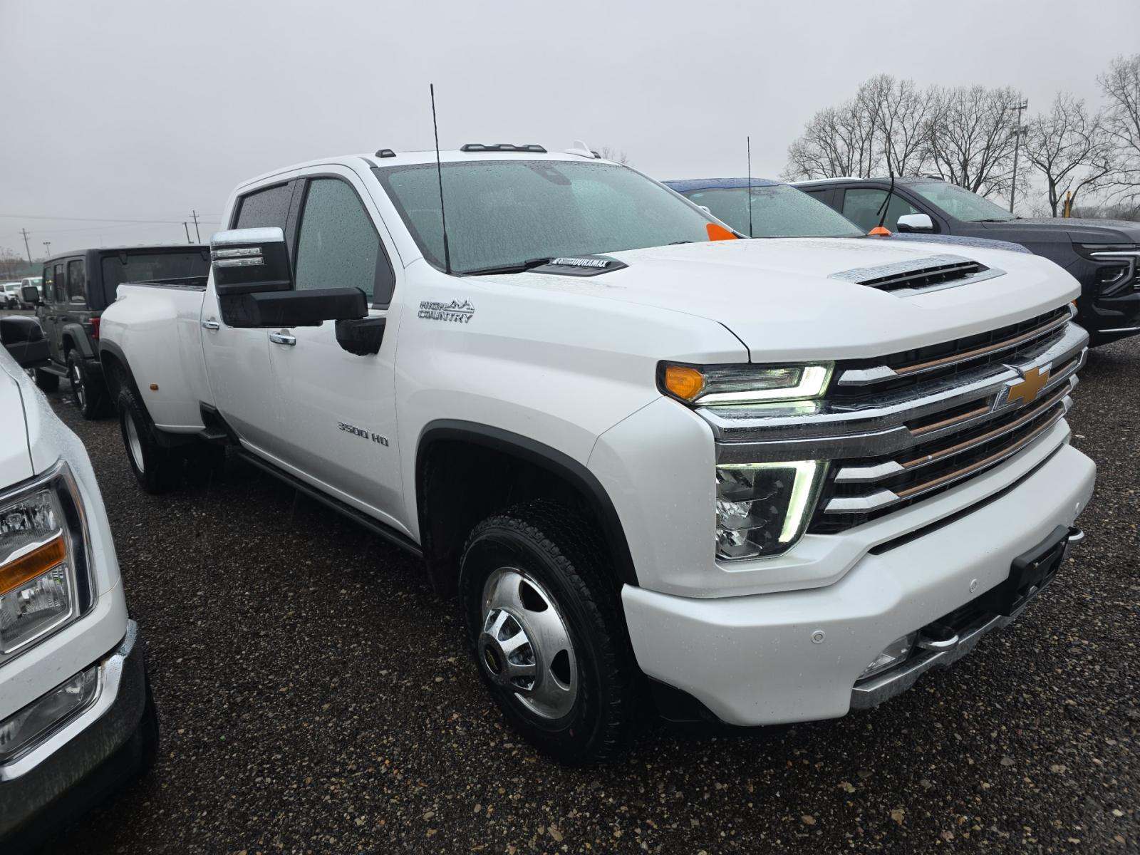 2023 Chevrolet Silverado 3500HD High Country AWD