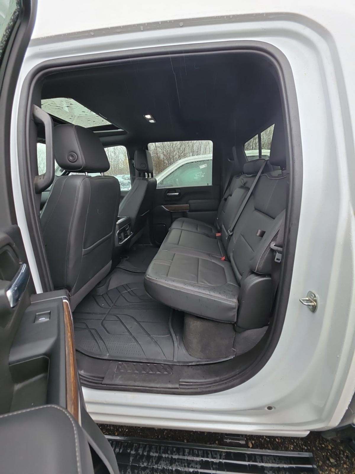 2023 Chevrolet Silverado 3500HD High Country AWD