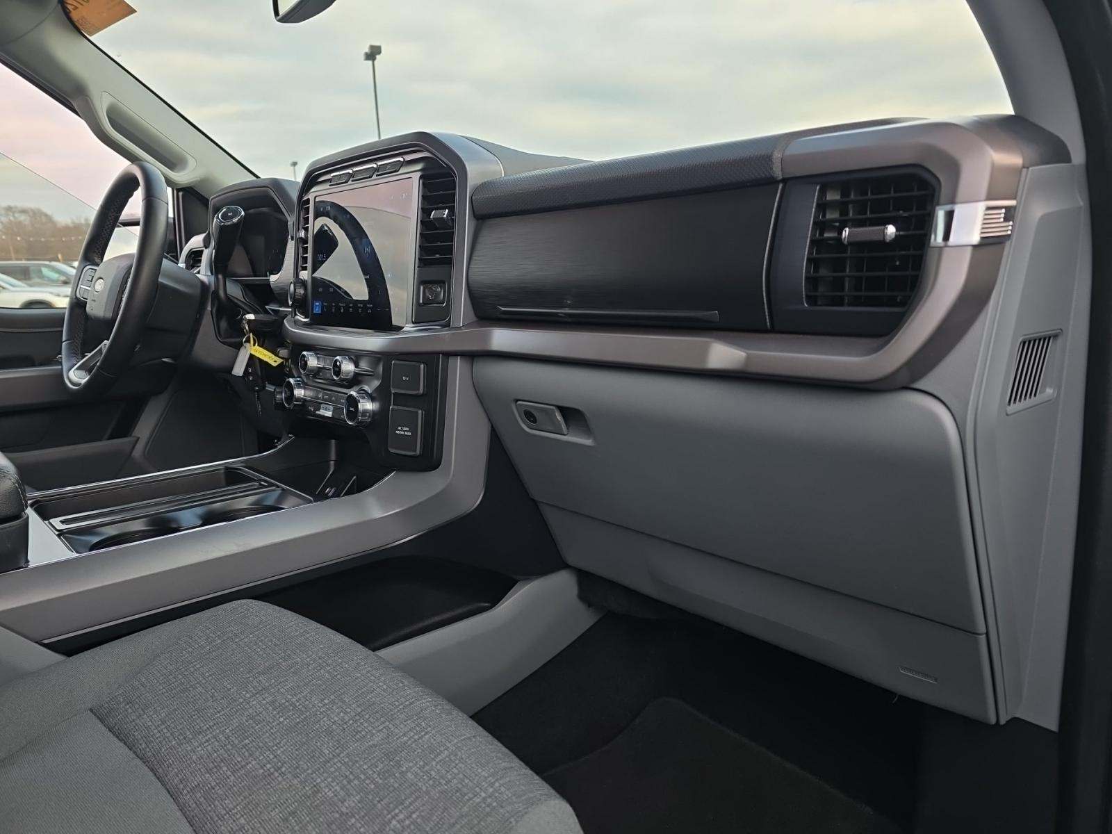 2024 Ford F-150 XLT AWD