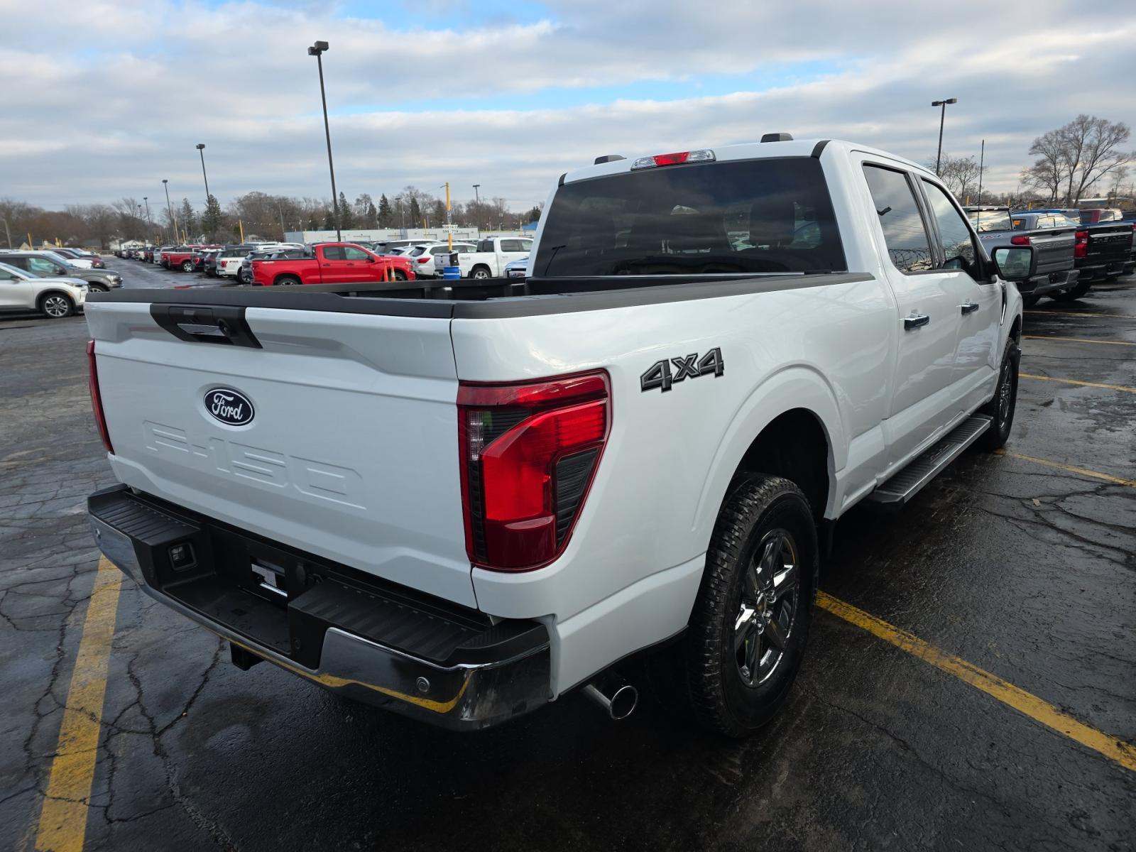 2024 Ford F-150 XLT AWD