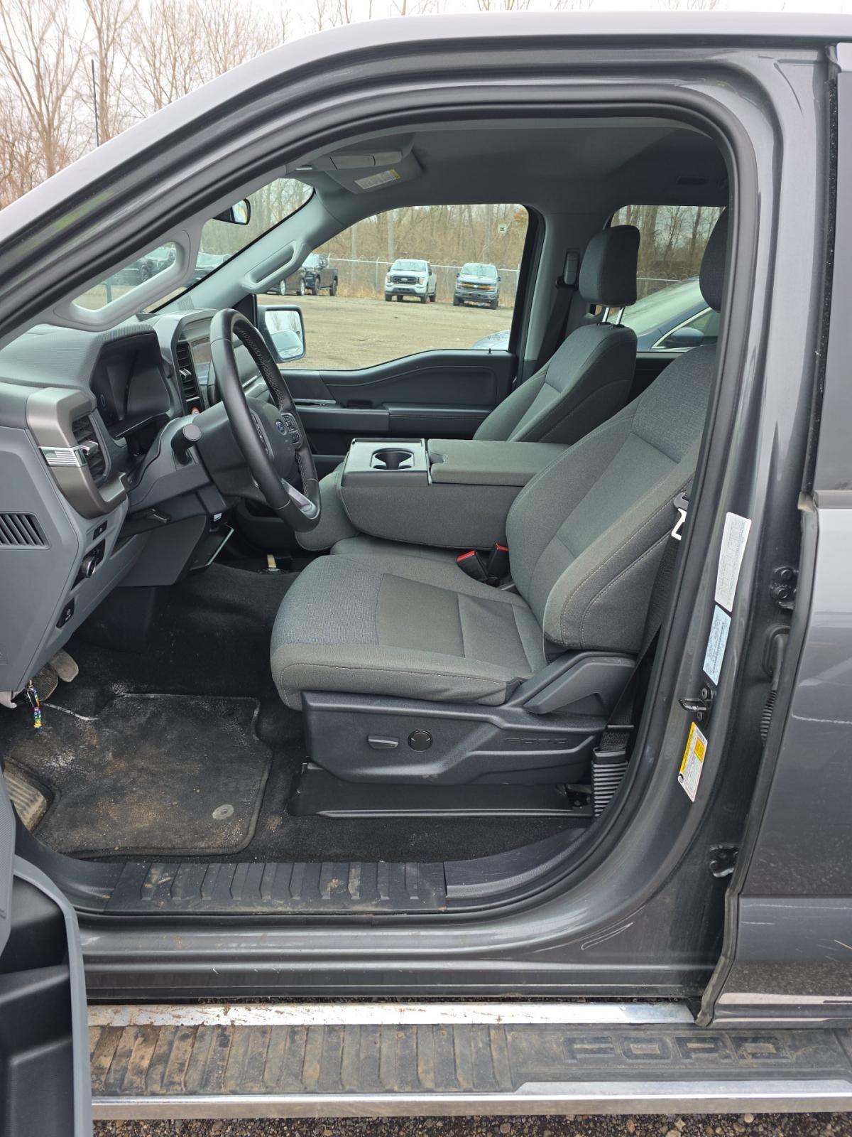 FORD F-150 - 6