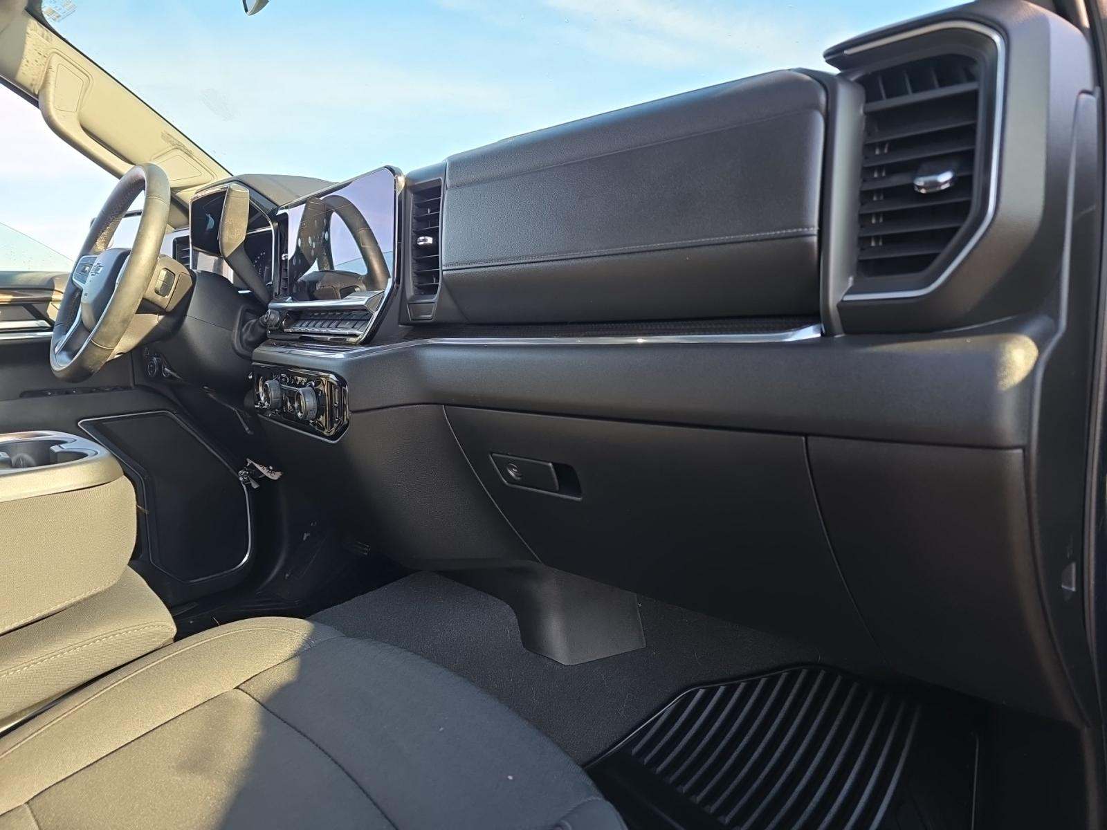 2024 Chevrolet Silverado 1500 RST AWD