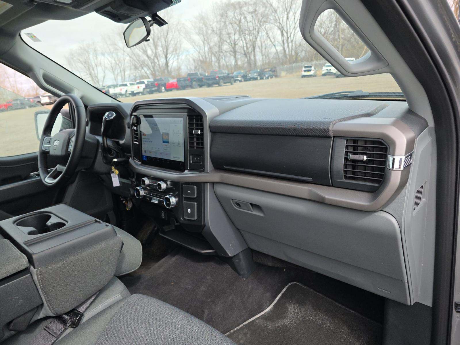 2025 Ford F-150 XLT AWD