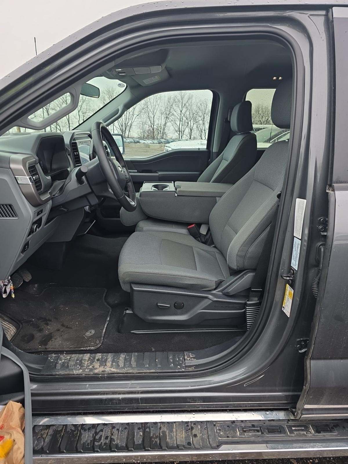 2025 Ford F-150 XLT AWD