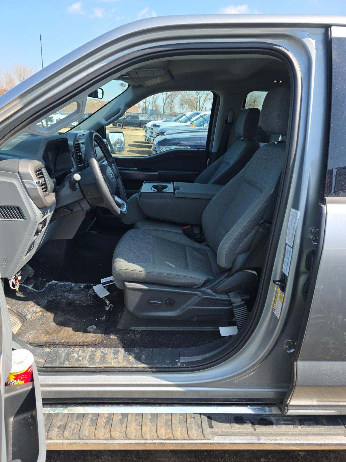 2025 Ford F-150 XLT AWD