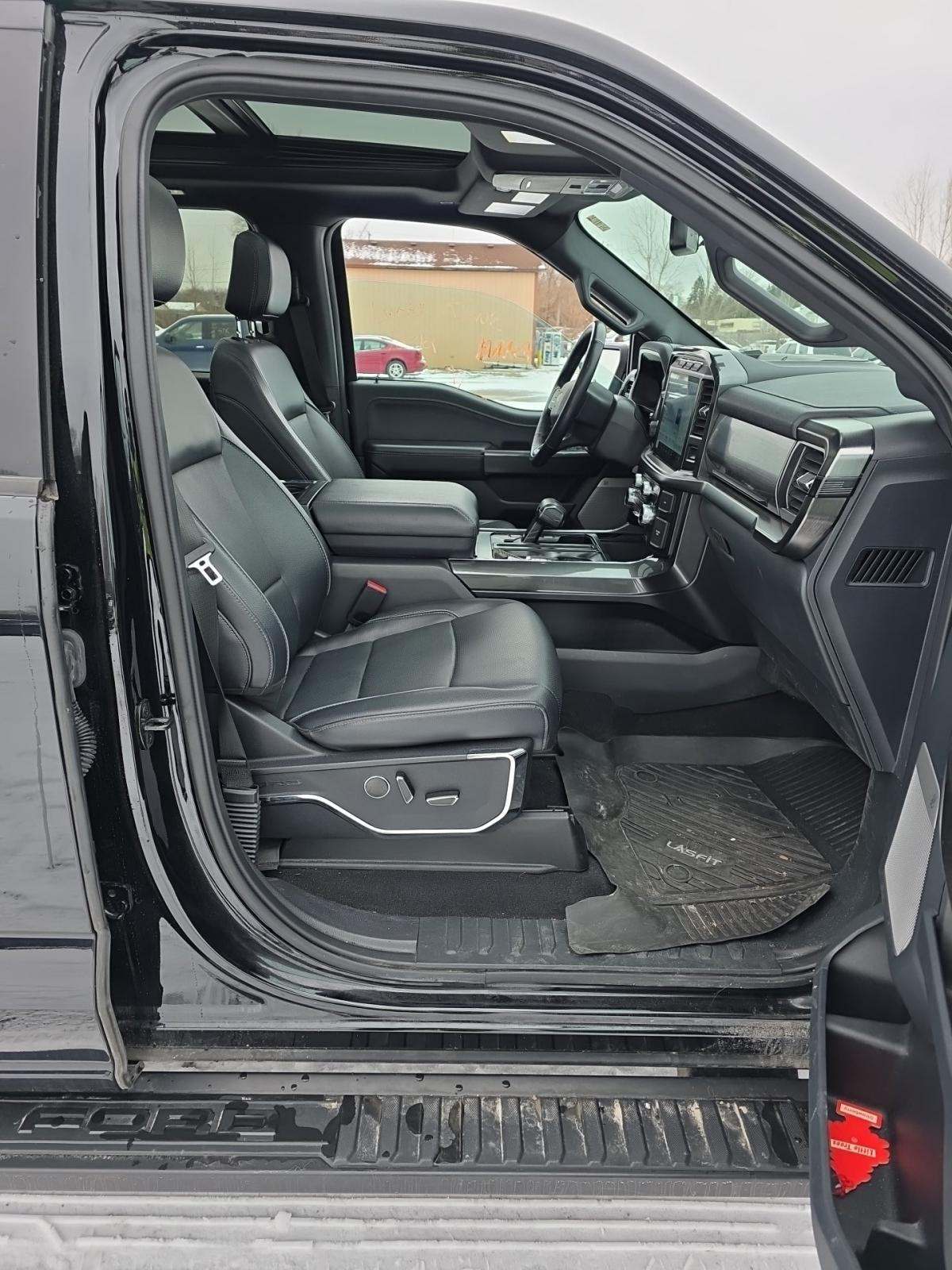 2023 Ford F-150 Hybrid Lariat AWD