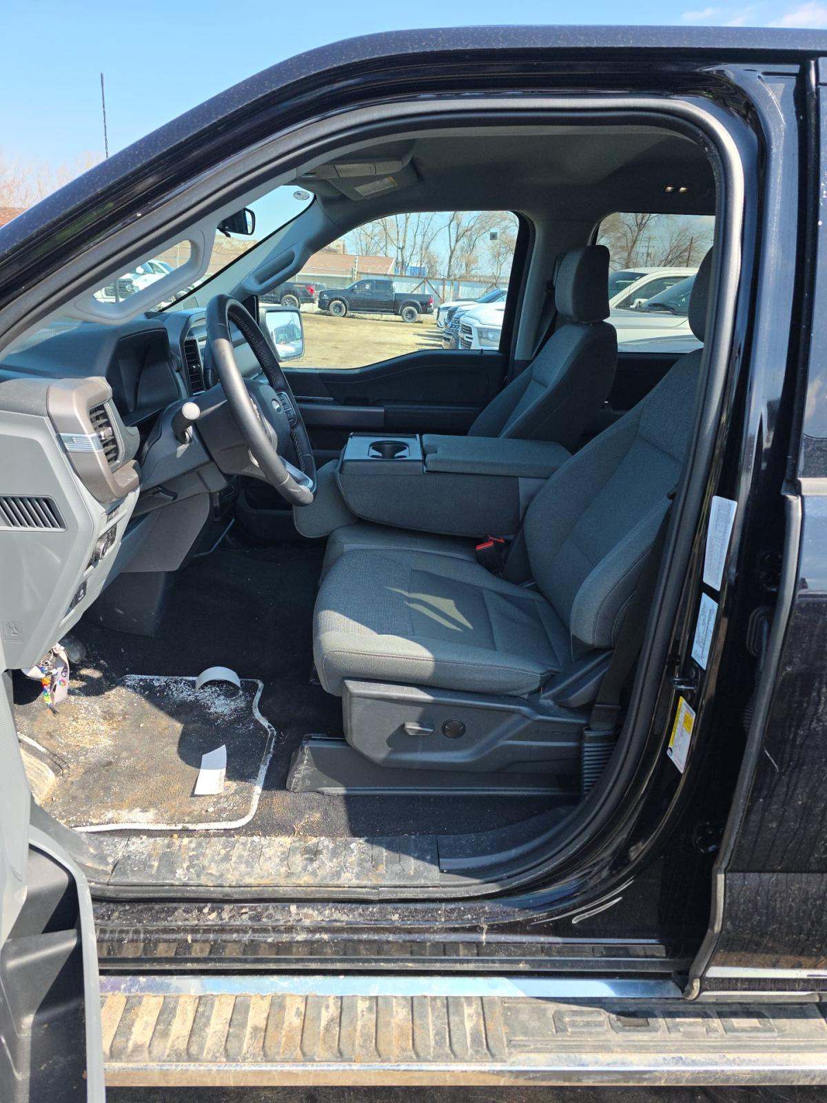 2025 Ford F-150 XLT AWD