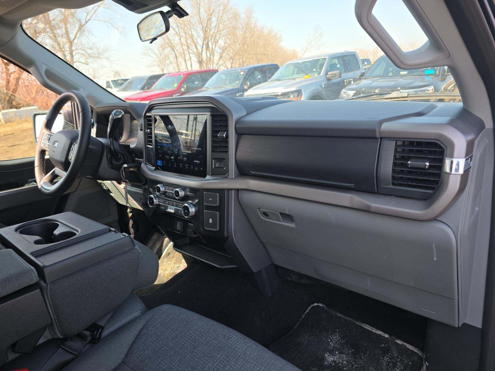 2025 Ford F-150 XLT AWD