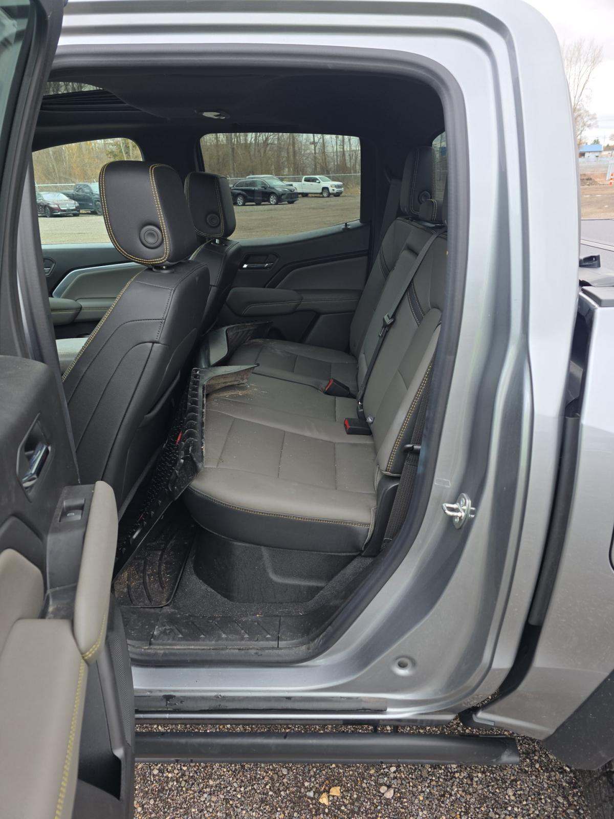 CHEVROLET SILVERADO - 9