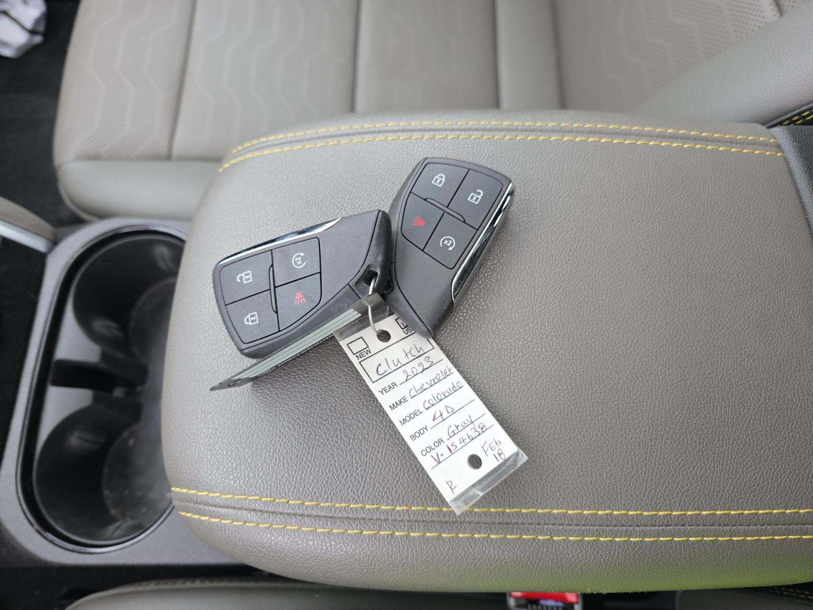 CHEVROLET SILVERADO - 4