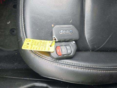 JEEP UNLIMITED SAHARA - 4