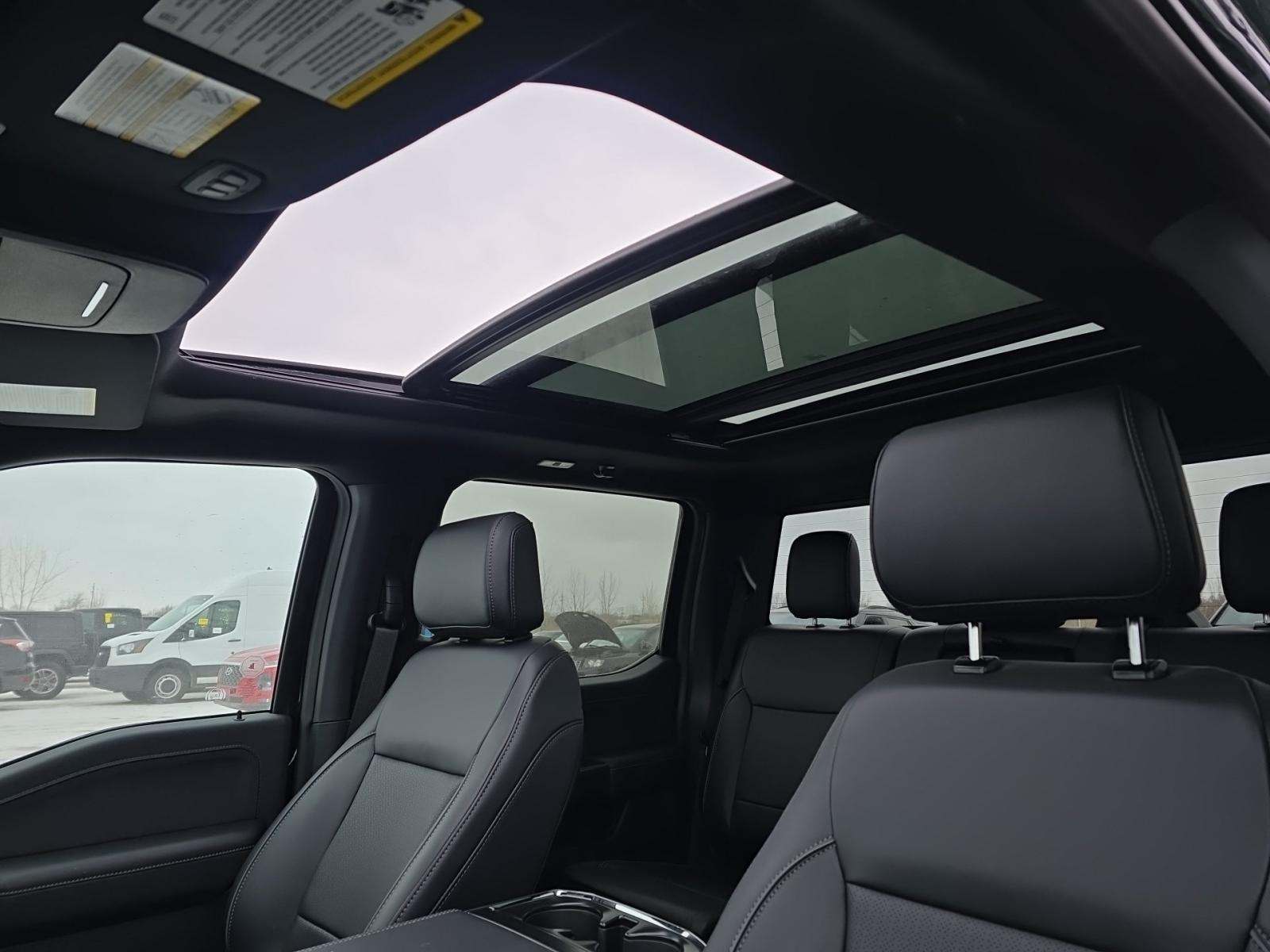 2025 Ford F-150 Lariat AWD