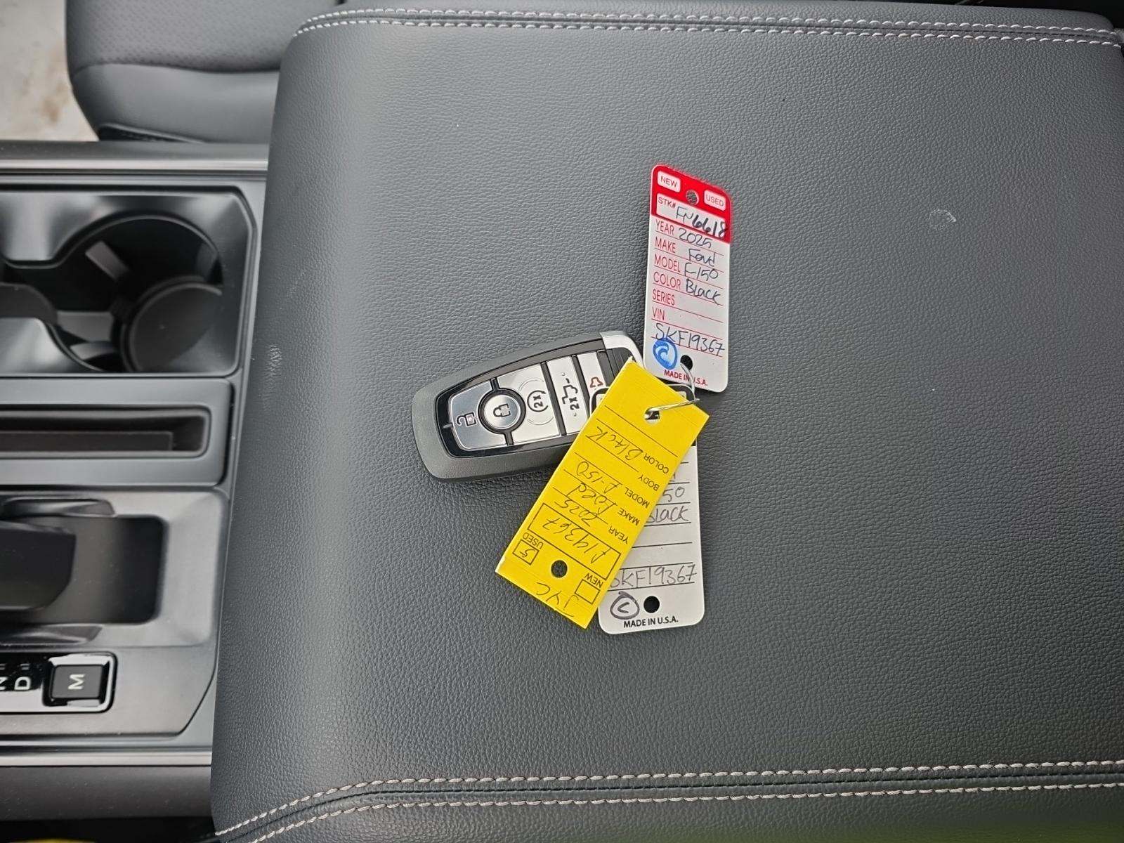 2025 Ford F-150 Lariat AWD