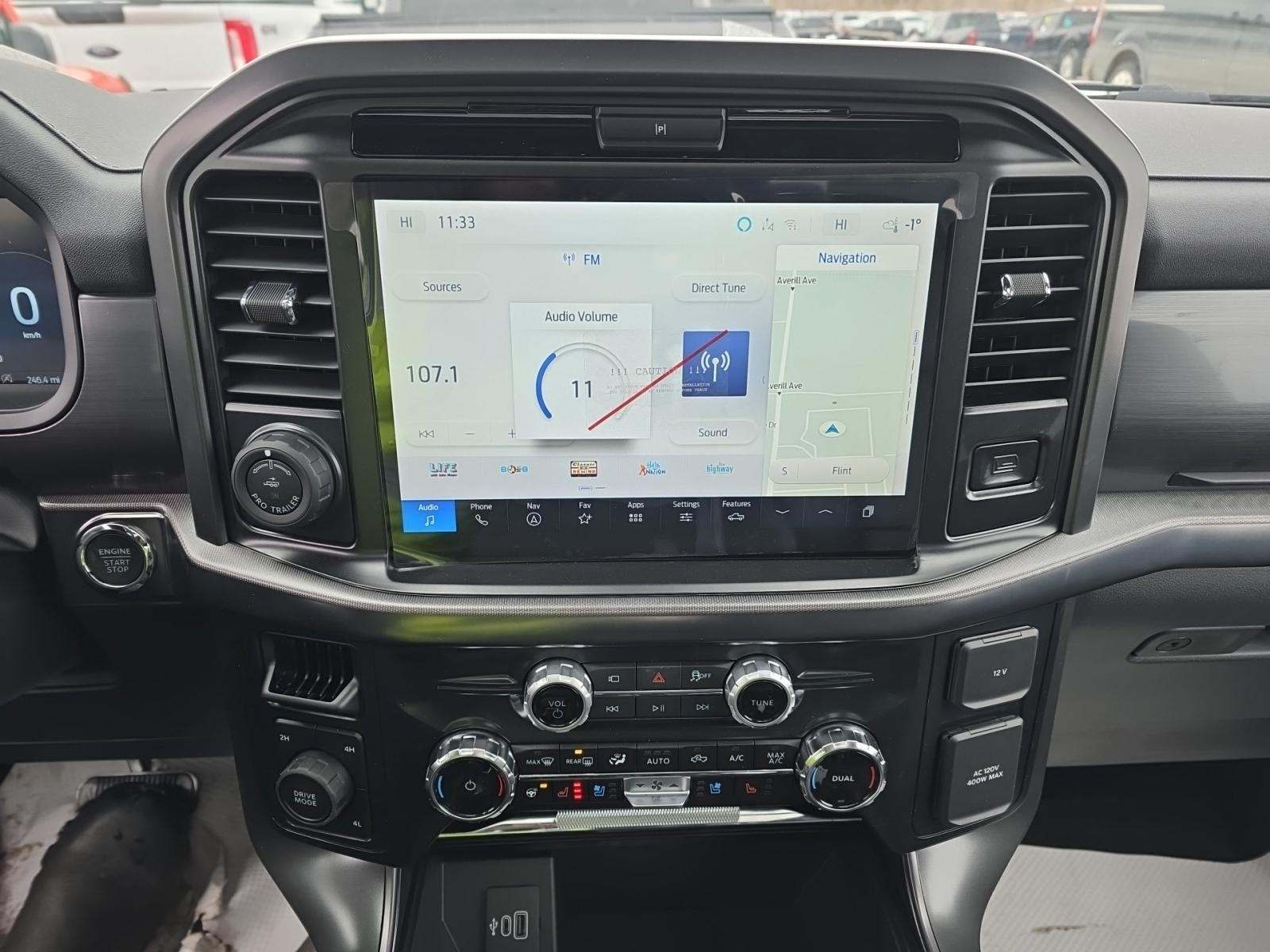 2025 Ford F-150 Lariat AWD