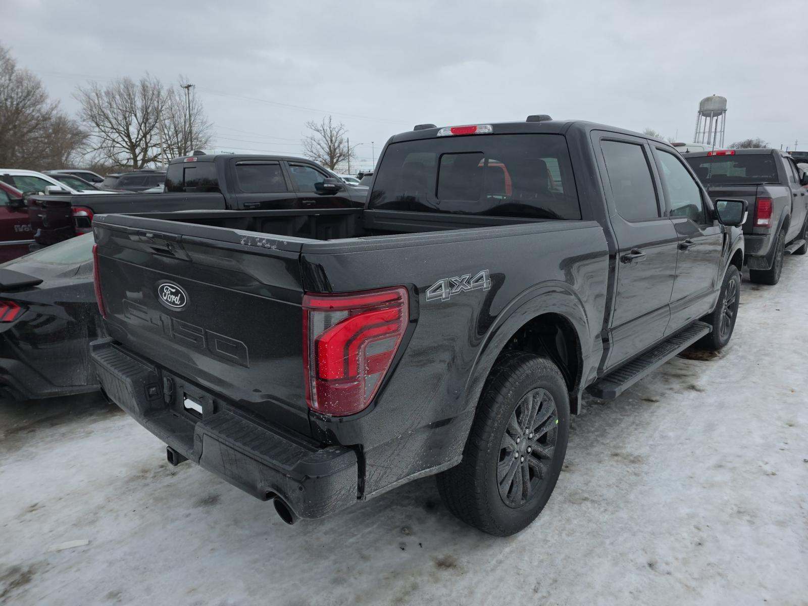 2025 Ford F-150 Lariat AWD