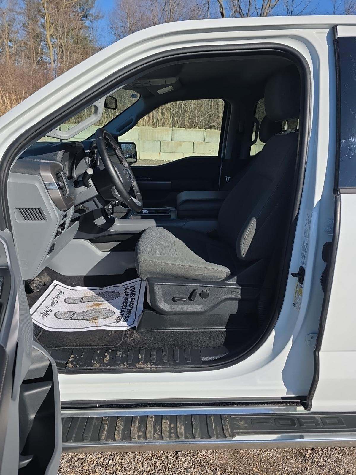 2025 Ford F-150 XLT AWD