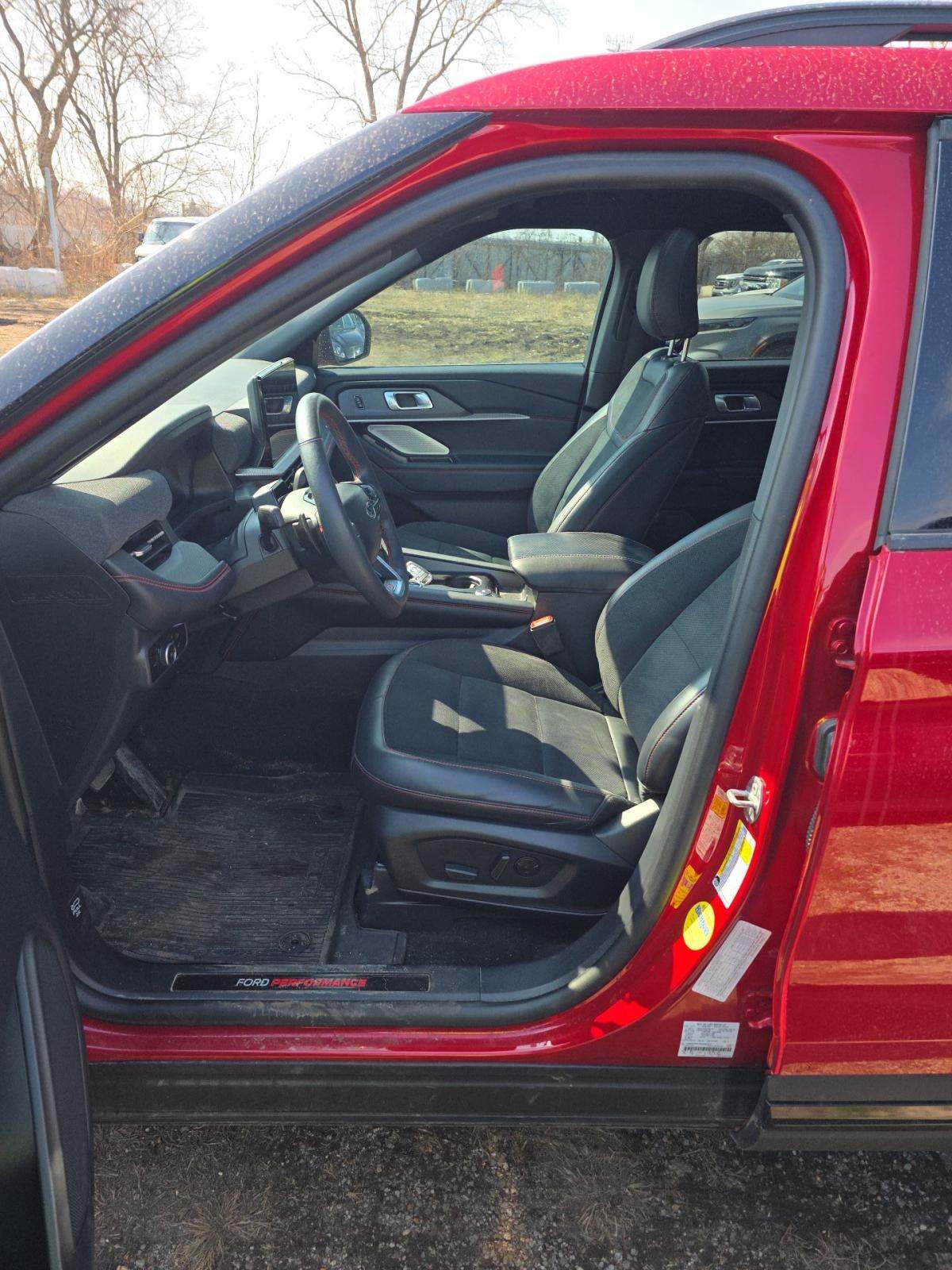 2025 Ford Explorer ST AWD