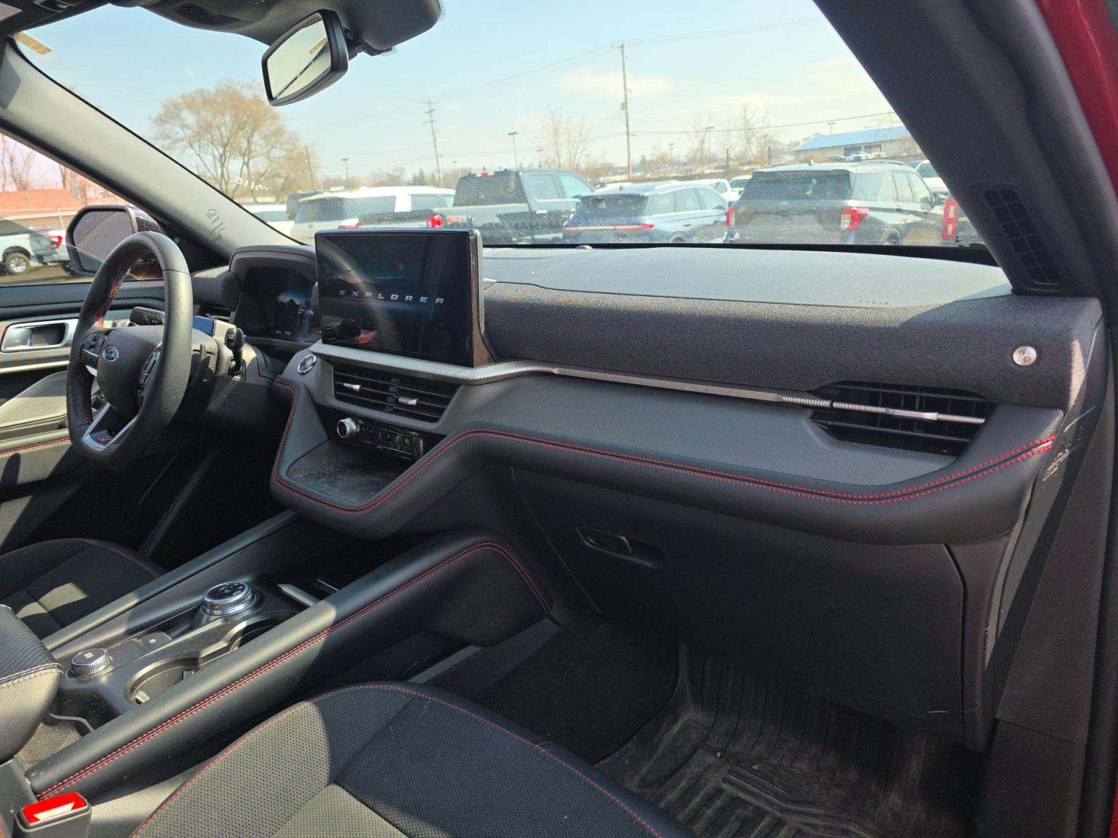 2025 Ford Explorer ST AWD