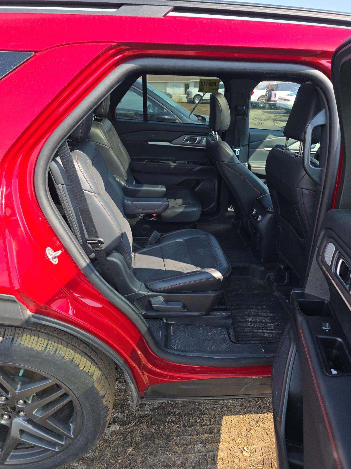 2025 Ford Explorer ST AWD