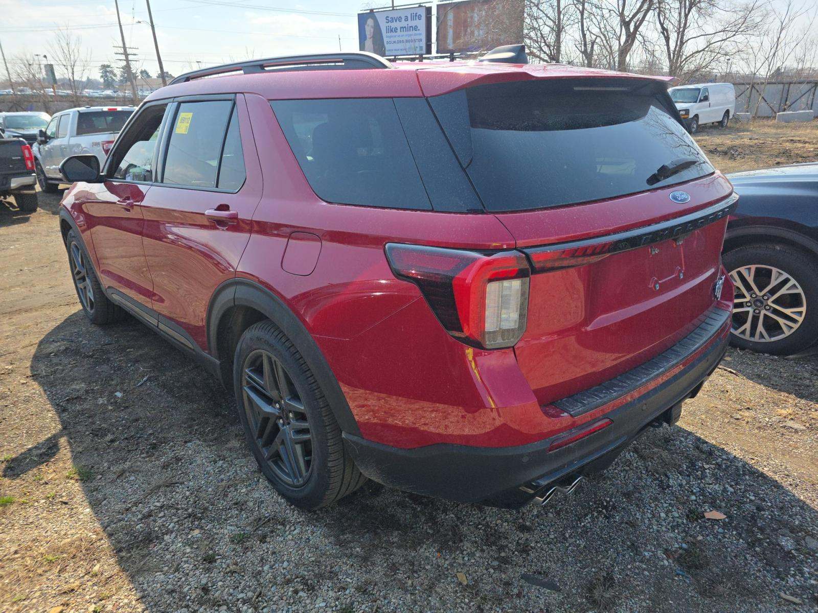 2025 Ford Explorer ST AWD