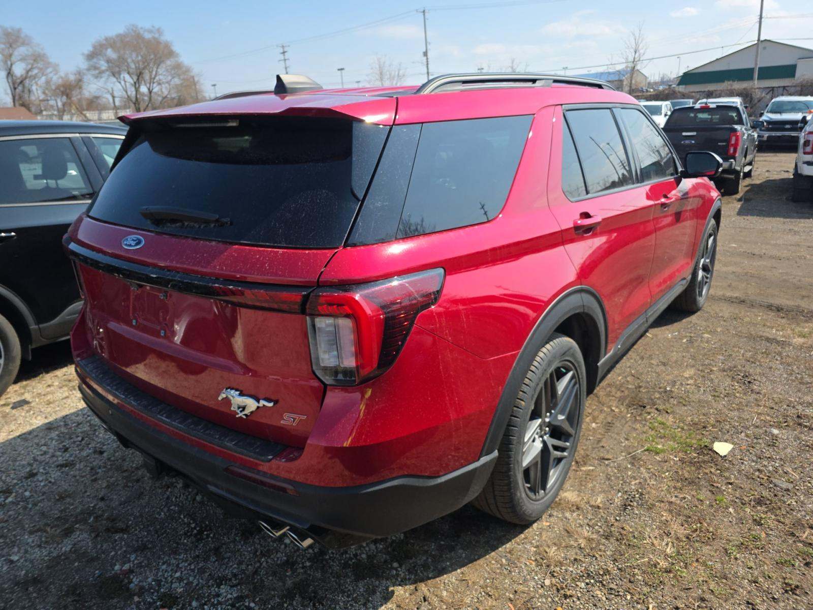 2025 Ford Explorer ST AWD