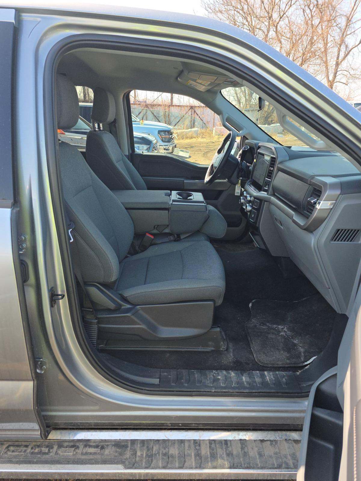 2025 Ford F-150 XLT AWD