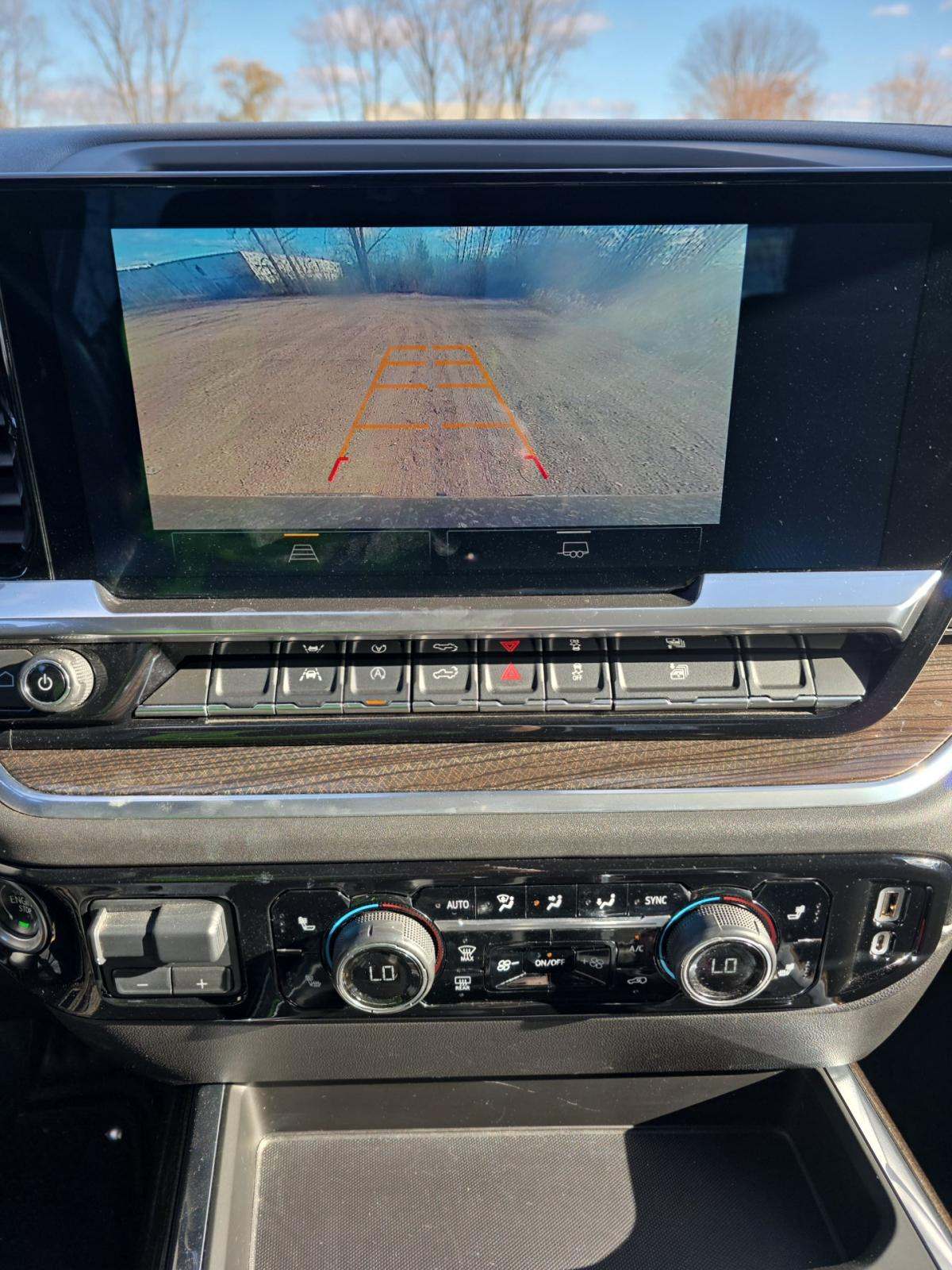 2022 Chevrolet Silverado 1500 RST AWD