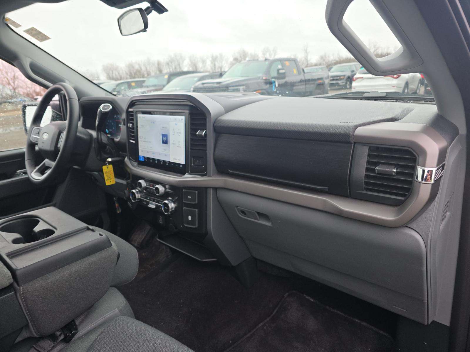 2025 Ford F-150 XLT AWD