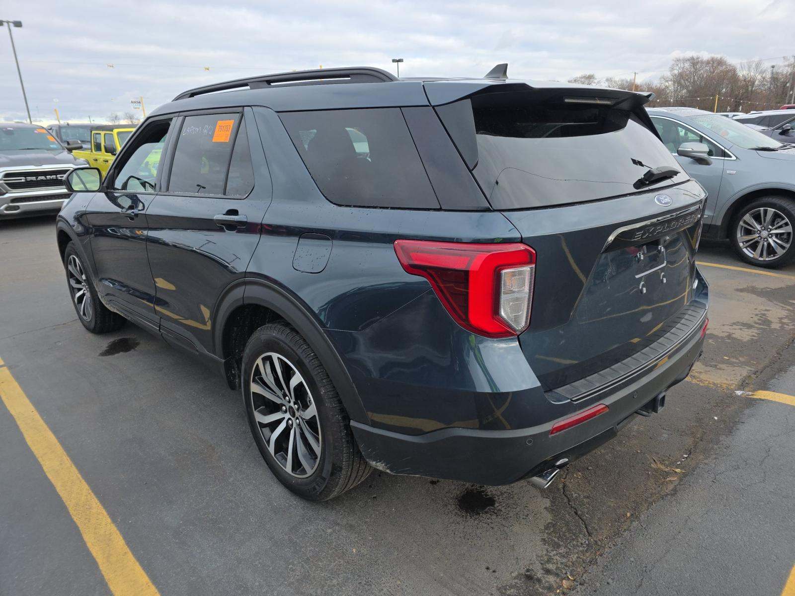 2024 Ford Explorer ST-Line AWD