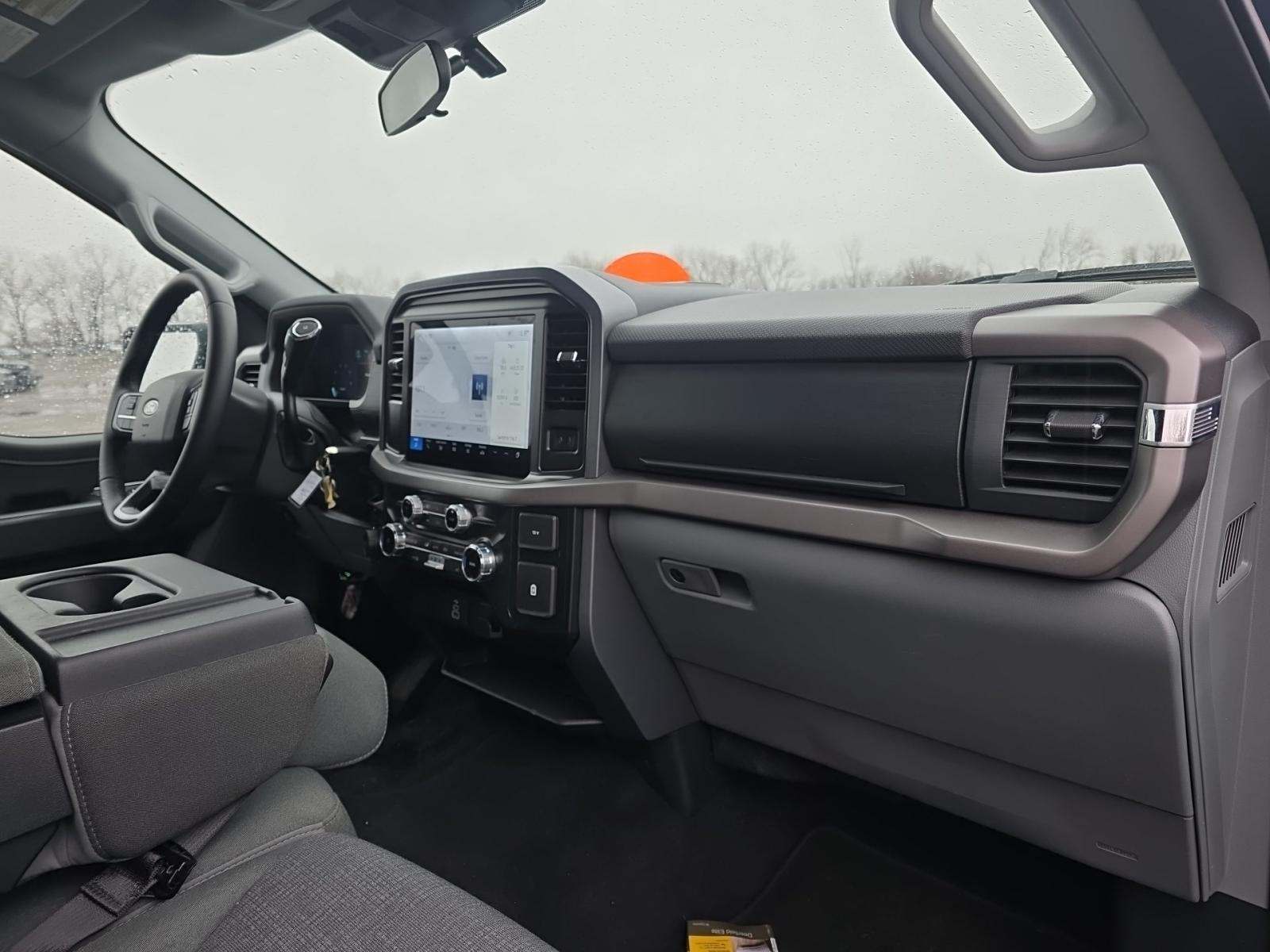 2025 Ford F-150 XLT AWD