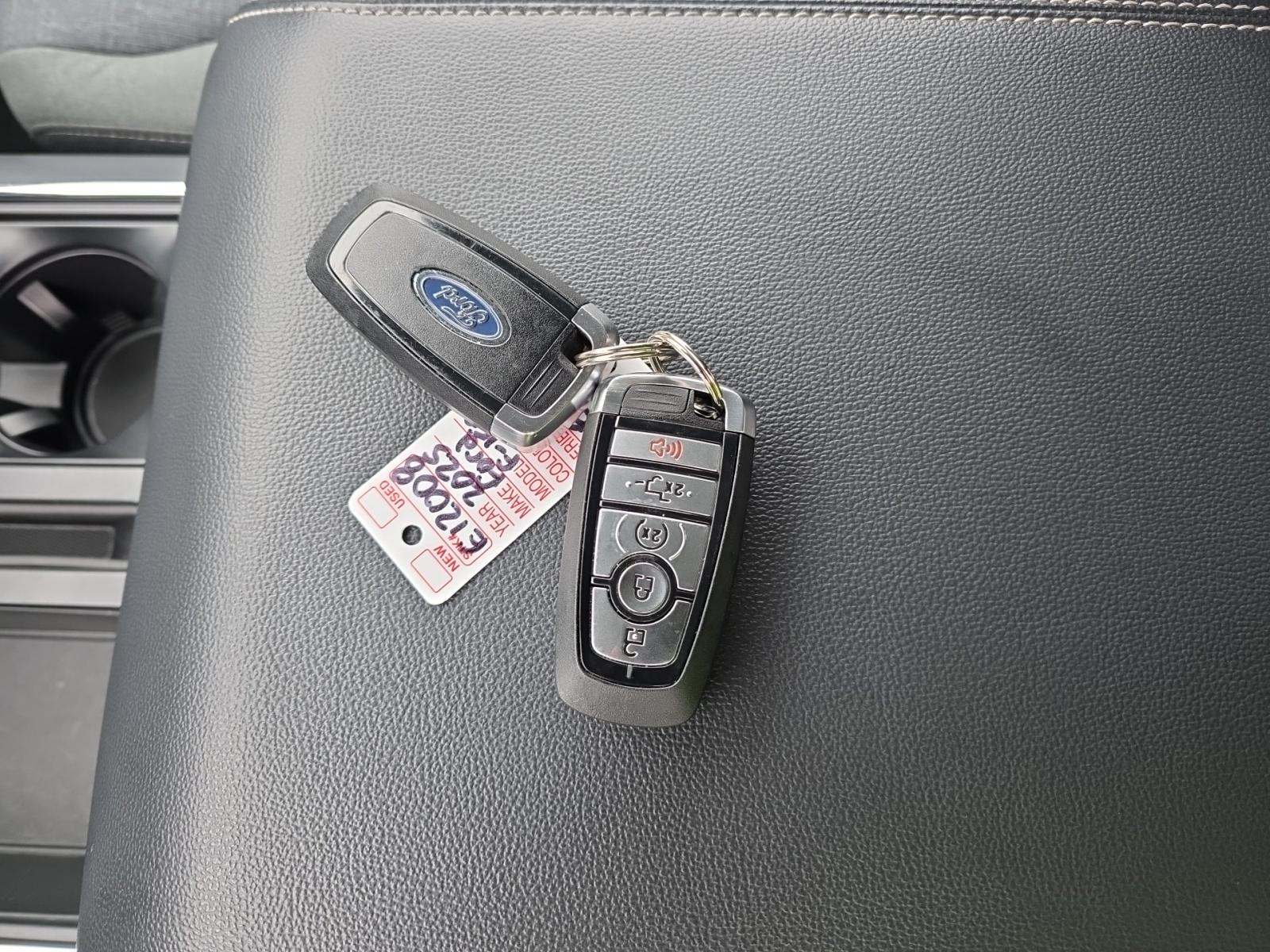 2025 Ford F-150 XLT AWD