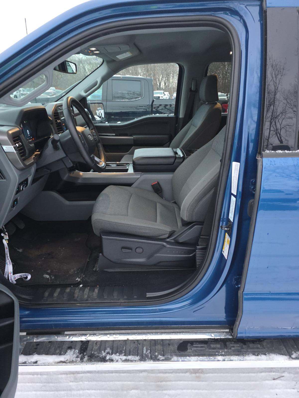 2024 Ford F-150 XLT AWD