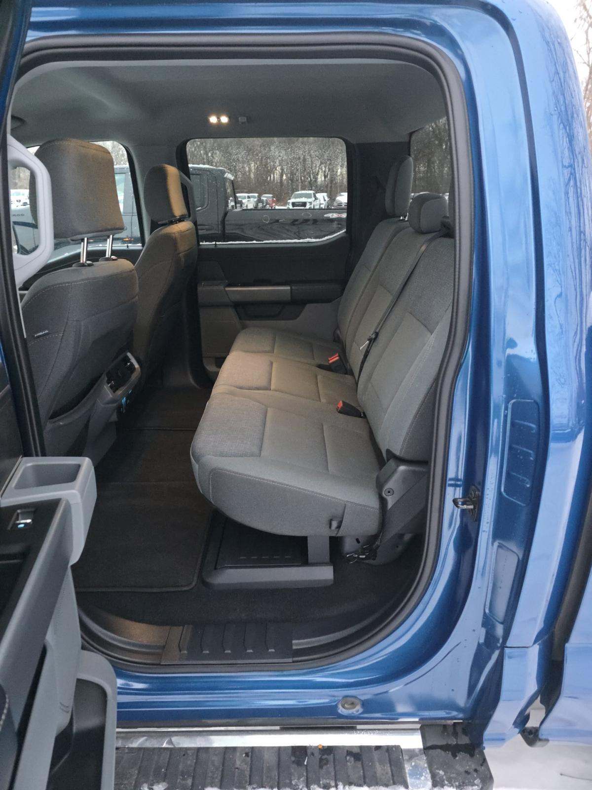 2024 Ford F-150 XLT AWD
