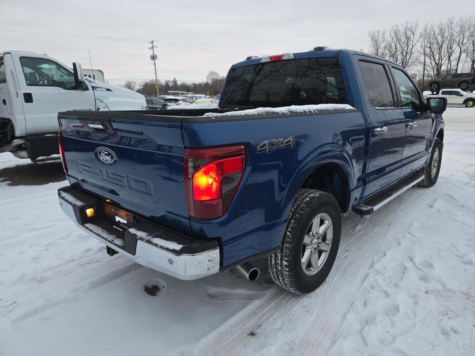 2024 Ford F-150 XLT AWD