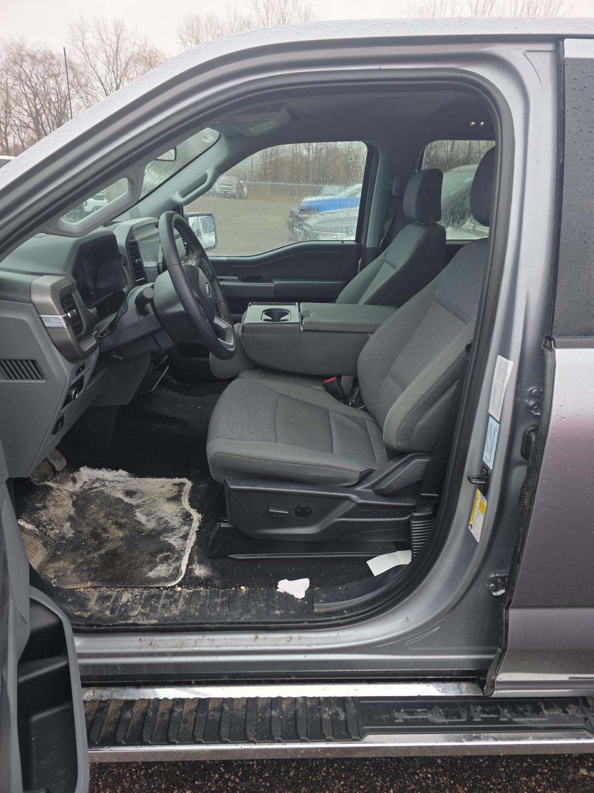 FORD F-150 - 6