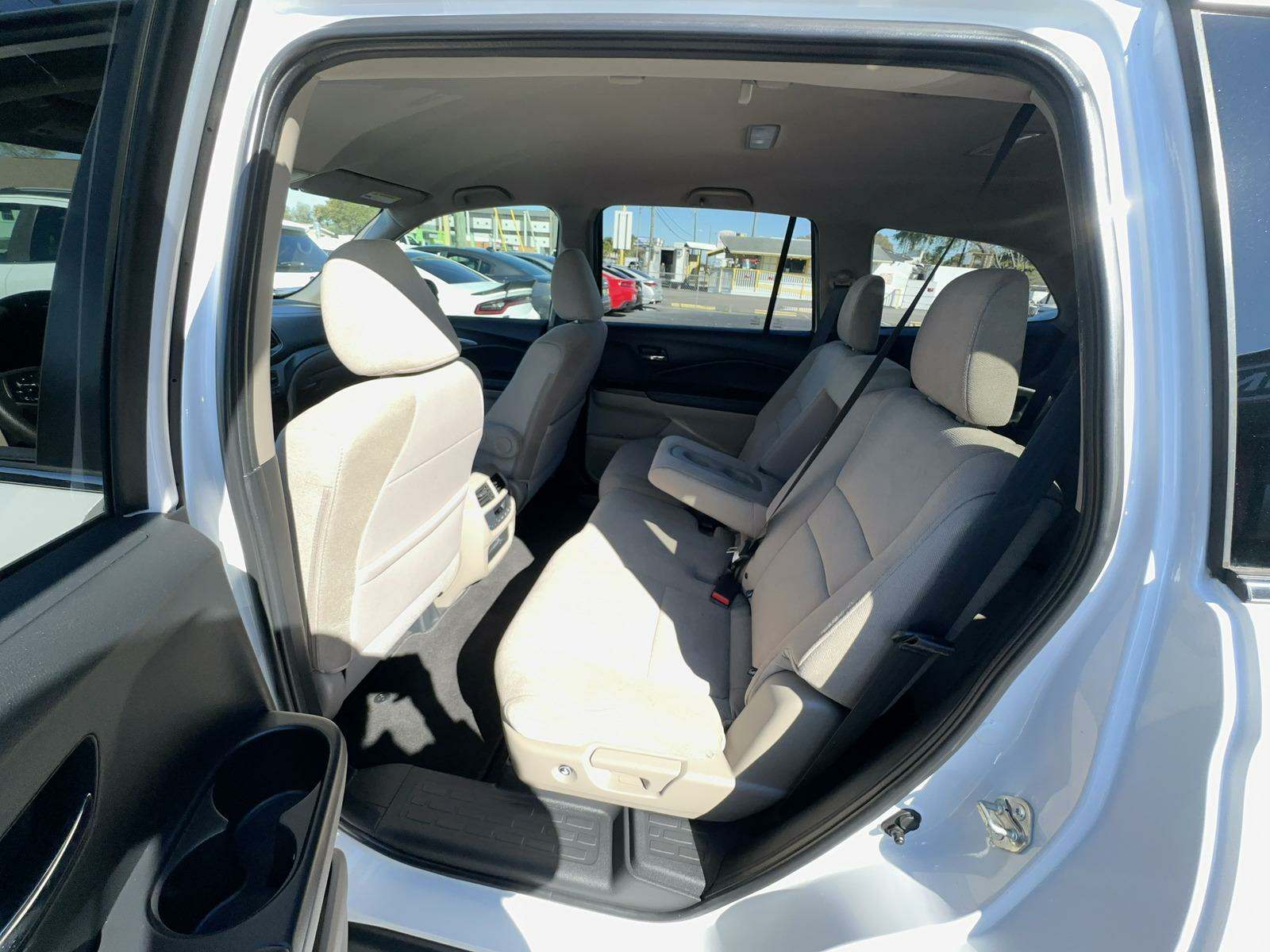 2021 Honda Pilot EX FWD