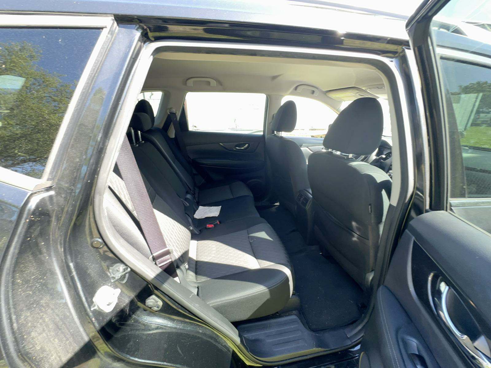 2017 Nissan Rogue S FWD