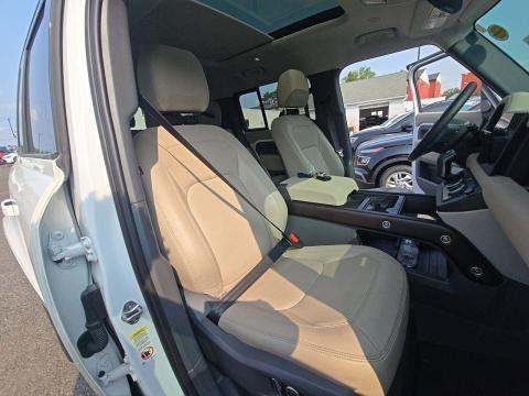 2023 Land Rover Defender 130 SE AWD