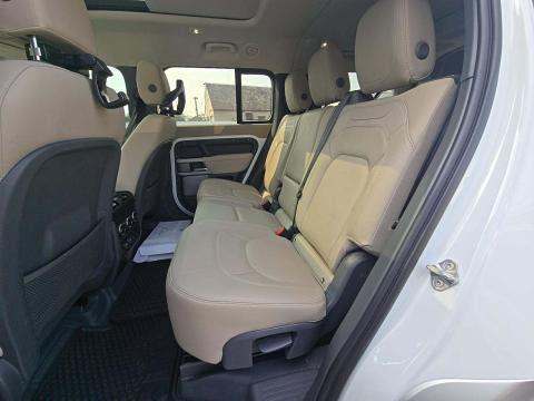 2023 Land Rover Defender 130 SE AWD