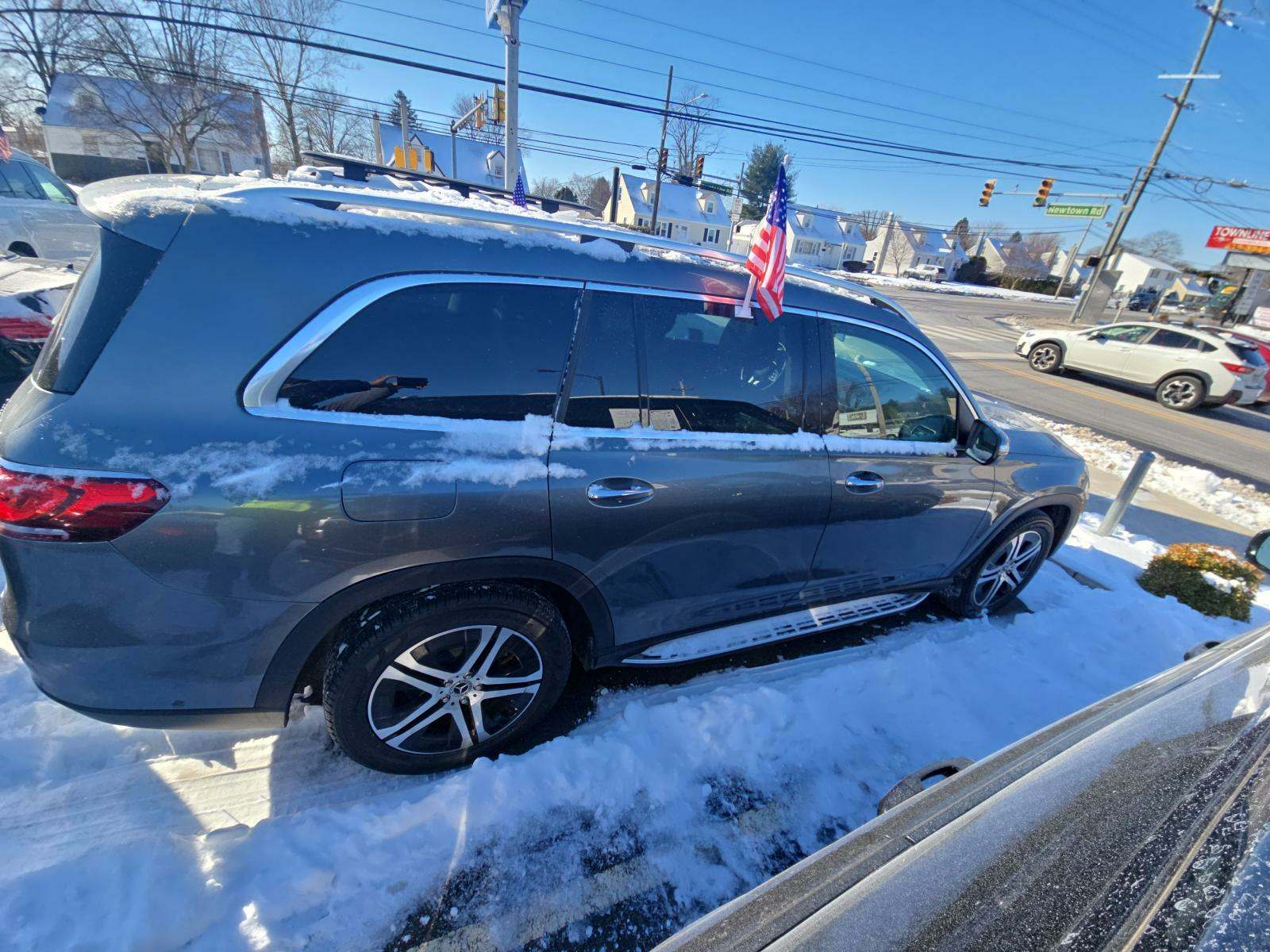 Mercedes-Benz GLS 450 4MATIC снимка Mercedes-Benz GLS 450 4MATIC