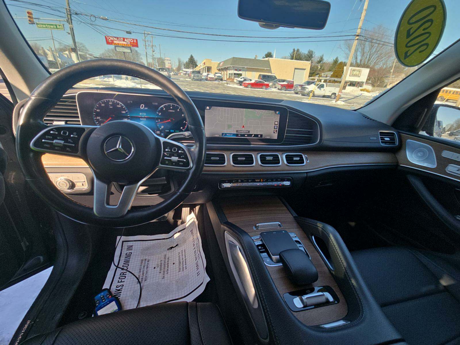 Mercedes-Benz GLS 450 4MATIC снимка Mercedes-Benz GLS 450 4MATIC