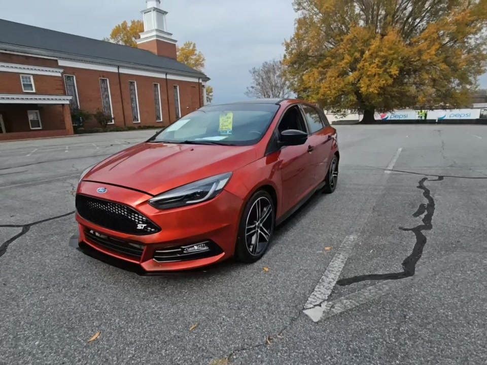2018 Ford Focus ST FWD