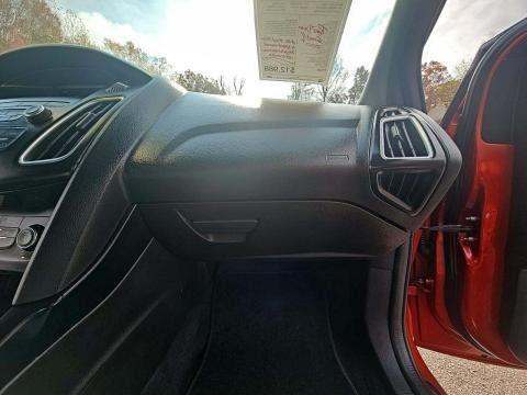 2018 Ford Focus ST FWD